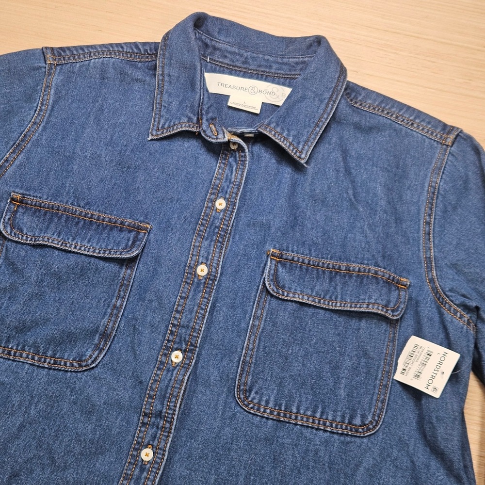 Treasure & Bond Denim Shirt Womens L Blue Bright Wash Long Sleeve Button Up NEW